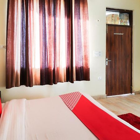 Silver Dew Resorts And Restaurant Dhanaulti Exteriör bild