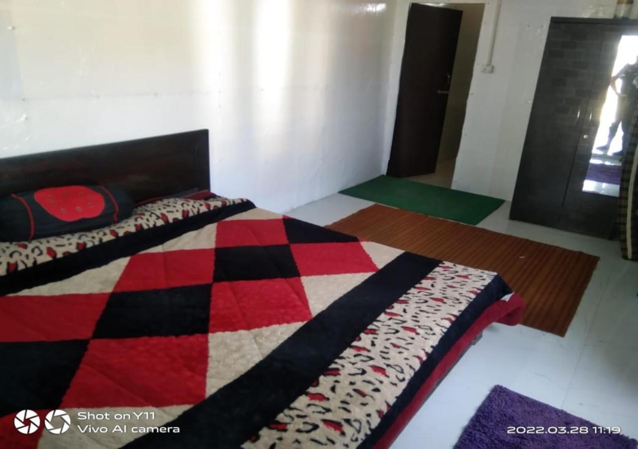 Silver Dew Resorts And Restaurant Dhanaulti Exteriör bild