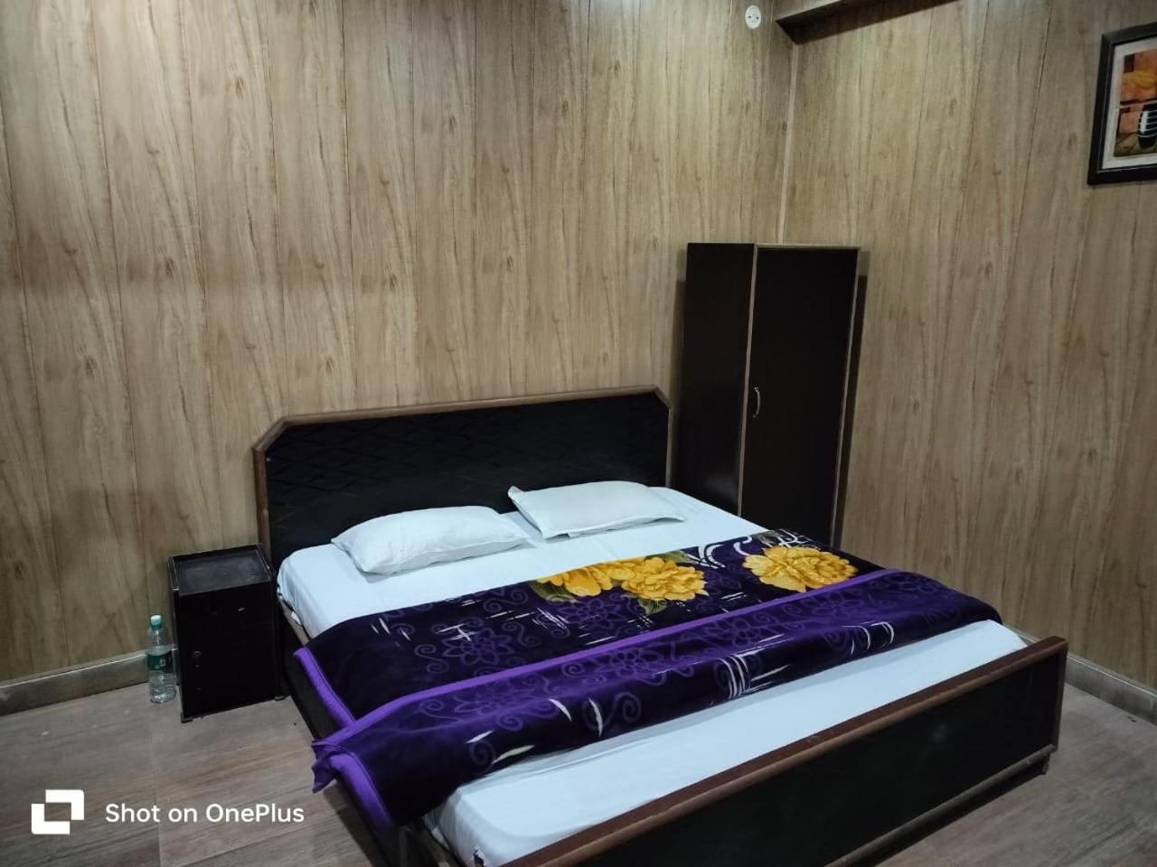 Silver Dew Resorts And Restaurant Dhanaulti Exteriör bild