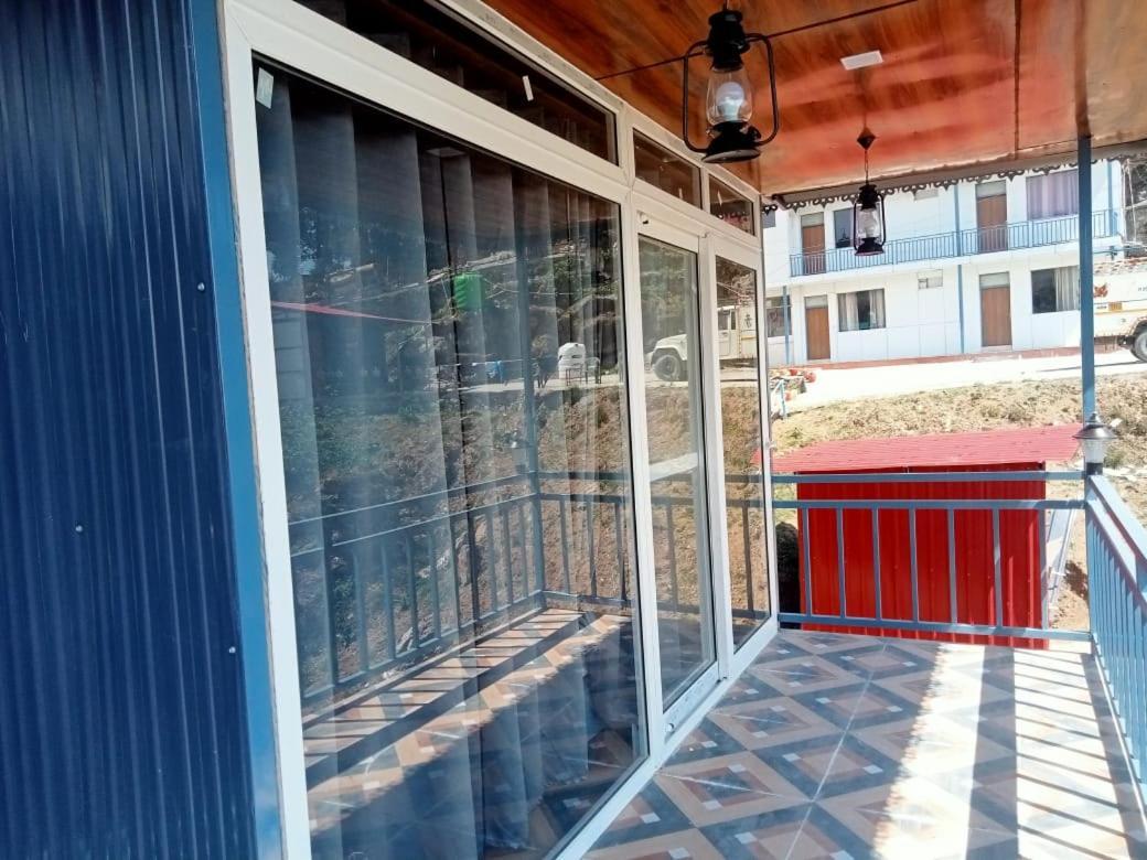 Silver Dew Resorts And Restaurant Dhanaulti Exteriör bild