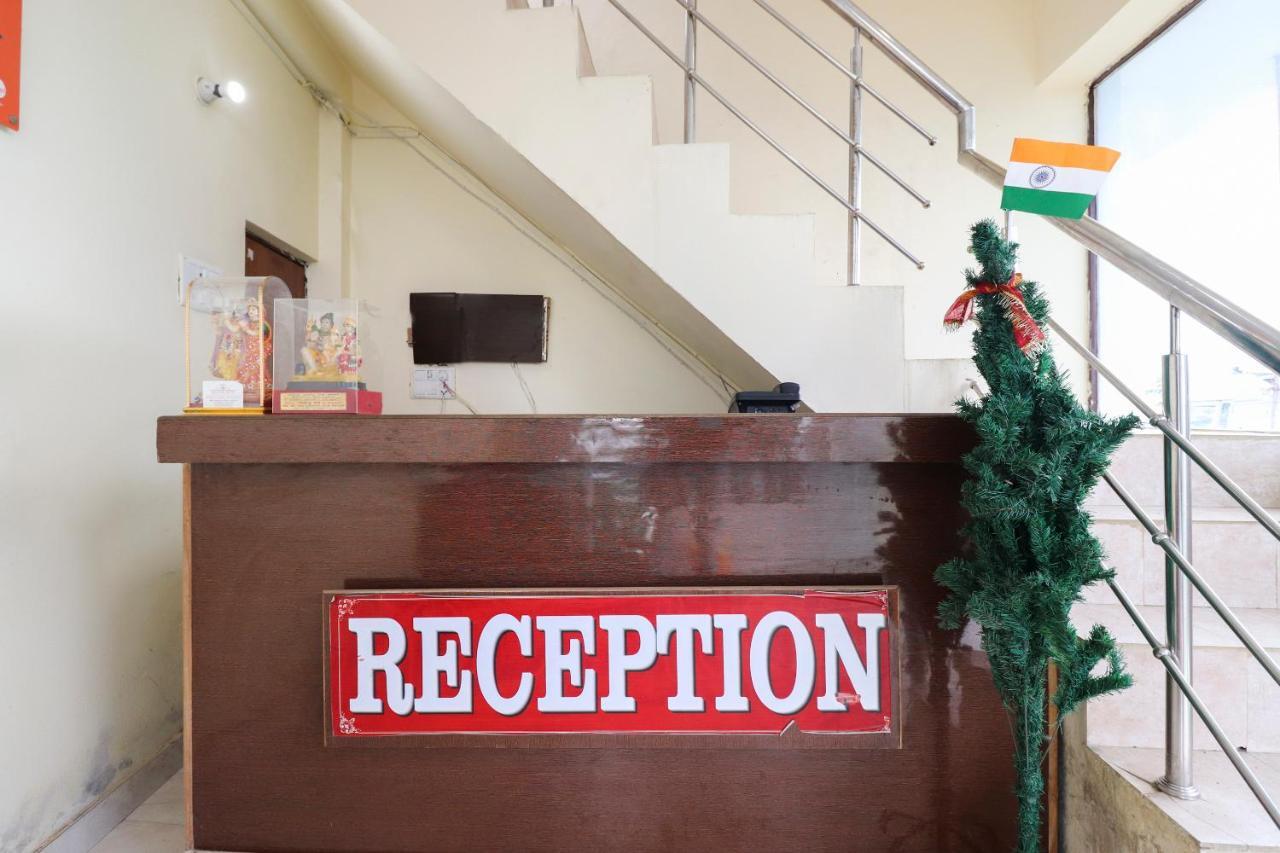 Silver Dew Resorts And Restaurant Dhanaulti Exteriör bild